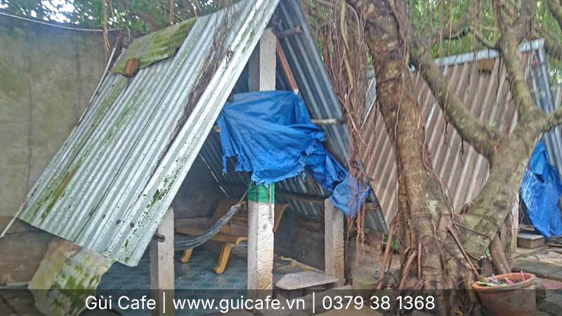 Cà phê chòi sỏi đá