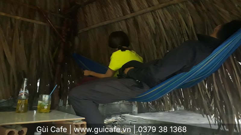 Cà phê chòi Hóc Môn